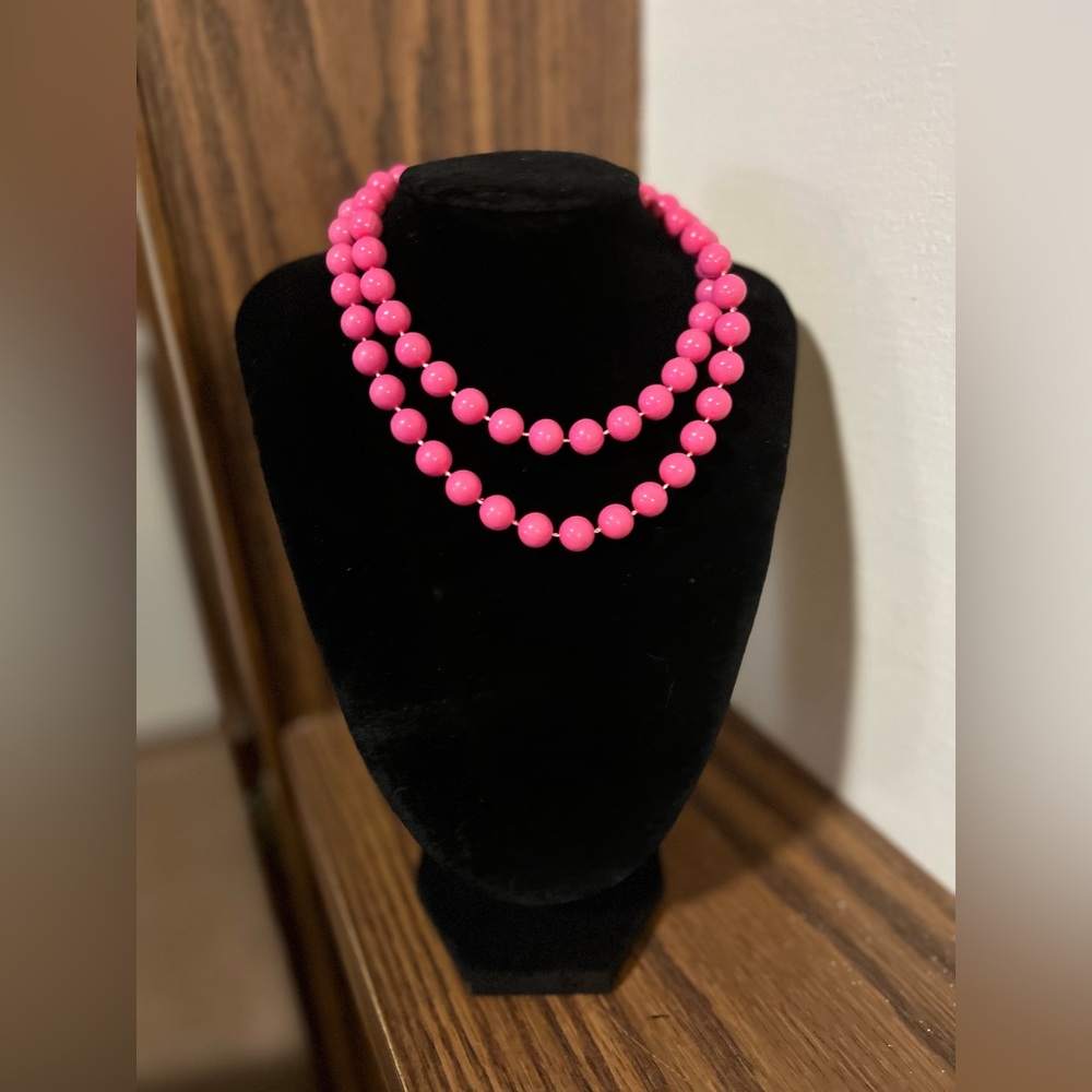 3 Different Color Plastic Beaded Necklace